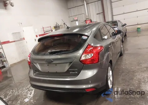 2013 Ford Focus Se из США, поврежденный, VIN 1FADP3K27DL123608